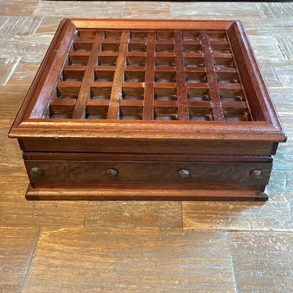 Vintage Wooden Square Jewelry Box🖤